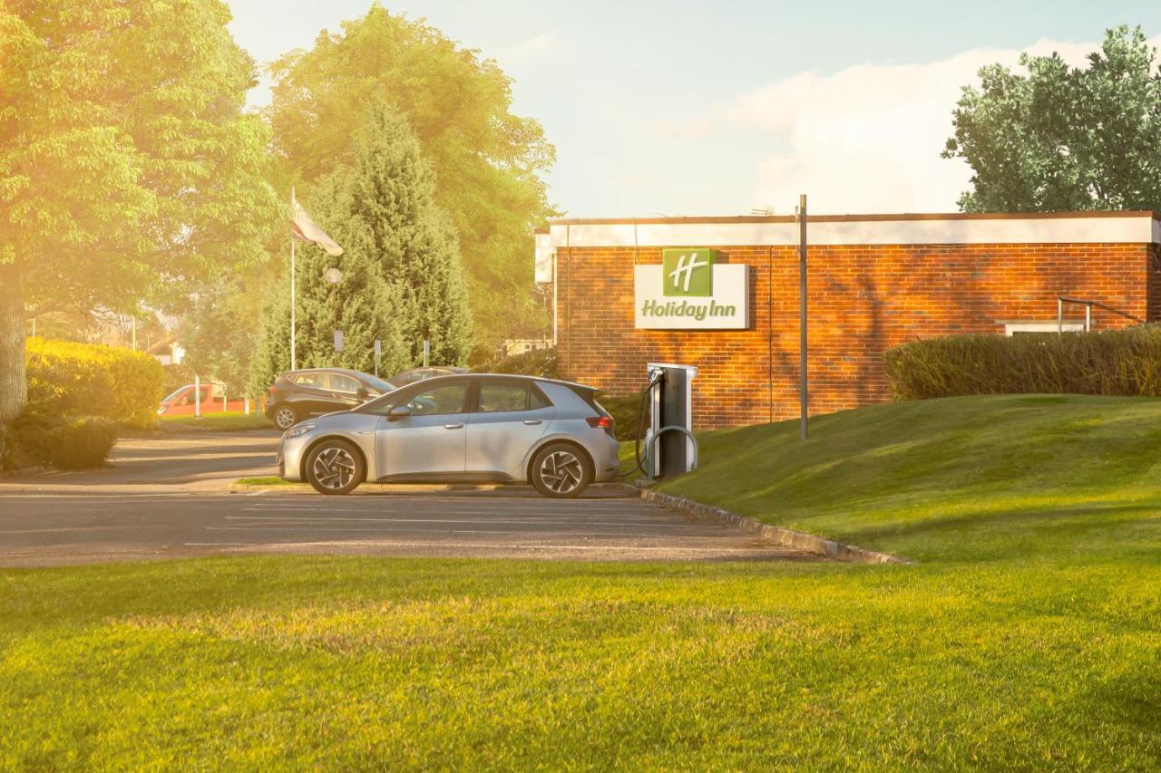 Holiday Inn Basingstoke By Ihg Exterior photo