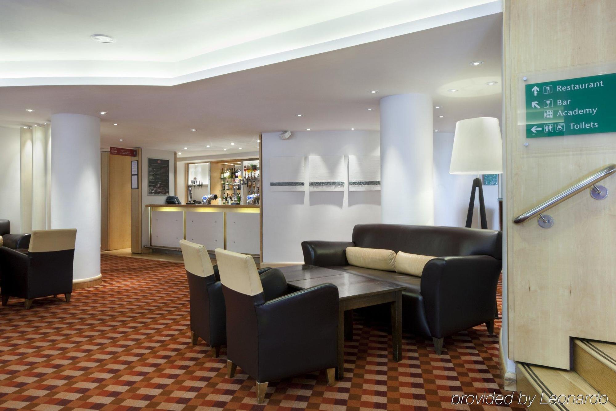 Holiday Inn Basingstoke By Ihg Interior photo