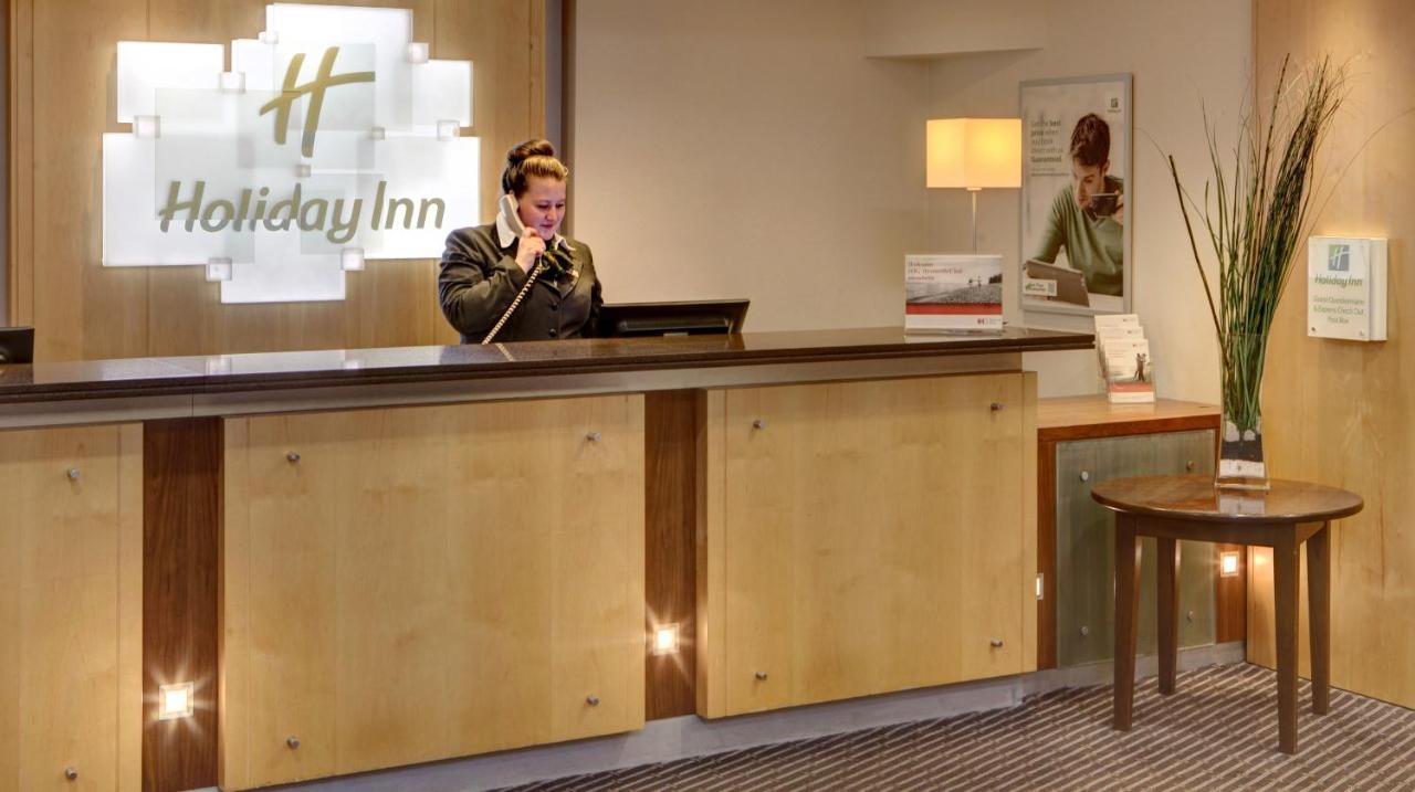 Holiday Inn Basingstoke By Ihg Exterior photo